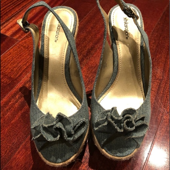 Xhilaration Denim Wedge Shoe, 8 1/2 - Picture 1 of 5